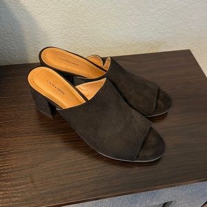 Heeled open toe shoes